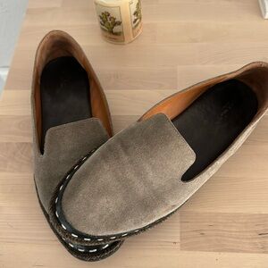 Rag & Bone Women's Cairo Loafer Size 39.5 Gray Taupe Suede Slip On Flat Shoe